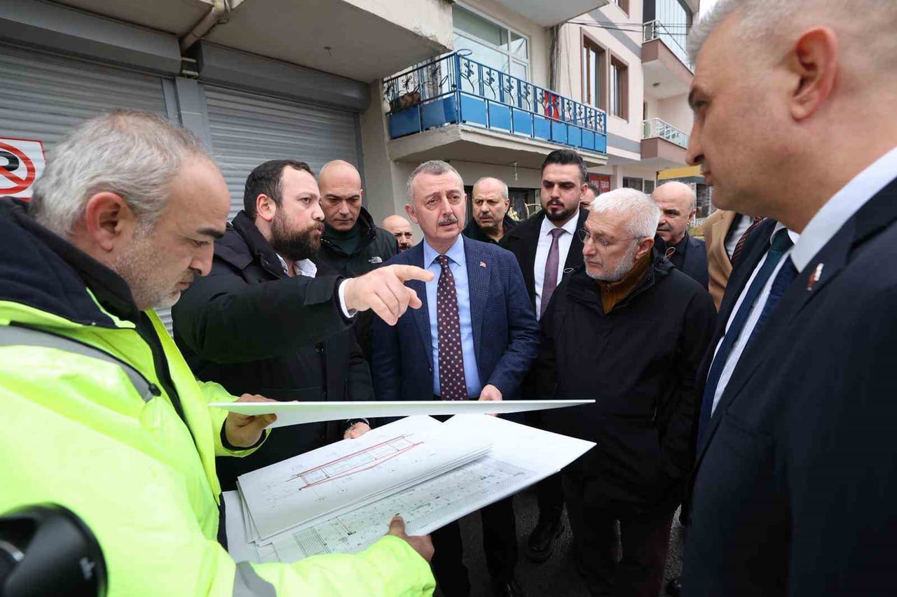 GÖLCÜK ULAŞLI'DA KIYI SAHİLİ DÜZENLEME, KAFE VE D-130 KARAYOLU ALT GEÇİT PROJELERİNDEKİ ÇALIŞMALAR...