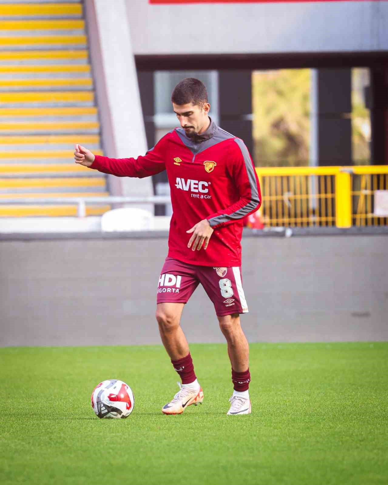 GÖZTEPE’NİN YENİ TRANSFERİ ALEXİS ANTUNES, GOLLE TANIŞTI