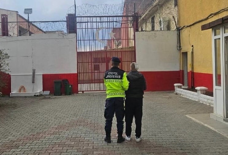 HAPİS CEZASIYLA ARANAN ŞAHIS GERMENCİK'TE YAKALANDI