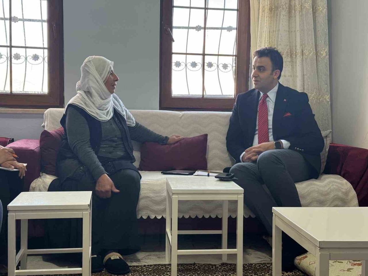 HASANKEYF’TE "GÖNÜL KÖPRÜLERİ" KURULUYOR: DEVLETİN ŞEFKAT ELİ HANELERE ULAŞTI