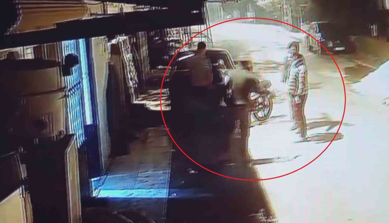 HATAY’DA YABANCI UYRUKLU ŞAHISLAR ARASINDA ÇIKAN ALACAK VERECEK TARTIŞMASI BIÇAKLI TAŞI KAVGAYA...