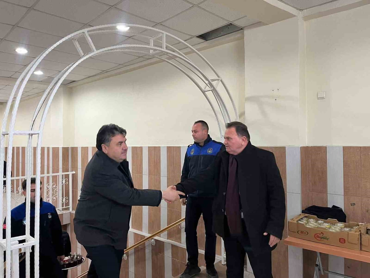 HAVRAN SEBZECİLER VE MEYVECİLER ESNAF ODASI’NIN GERÇEKLEŞTİRİLEN OLAĞAN GENEL KURULUNDA, MURAT...