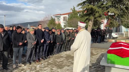 Hayatını kaybeden Kore gazisi toprağa verildi