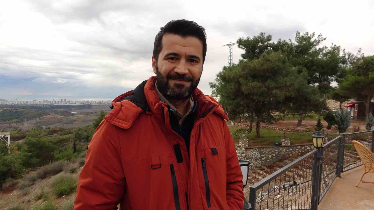 HELİX PARAGLİDİNG SPOR KULÜBÜ YAMAÇ PARAŞÜTÇÜSÜ OSMAN DOĞAN, UÇUŞUN SON BÖLÜMÜNDE İNİŞ PLANLAMASI...