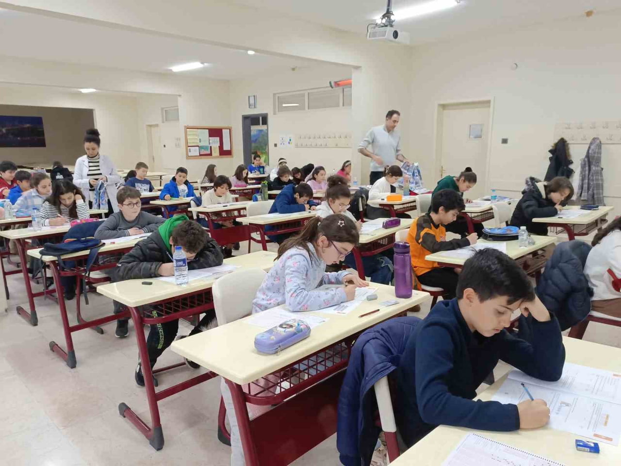 İHLAS KOLEJİ, 10 OCAK CUMARTESİ GÜNÜ DÜZENLEYECEĞİ BURSLULUK SINAVINA BAŞVURAN TÜM ÖĞRENCİLERE...