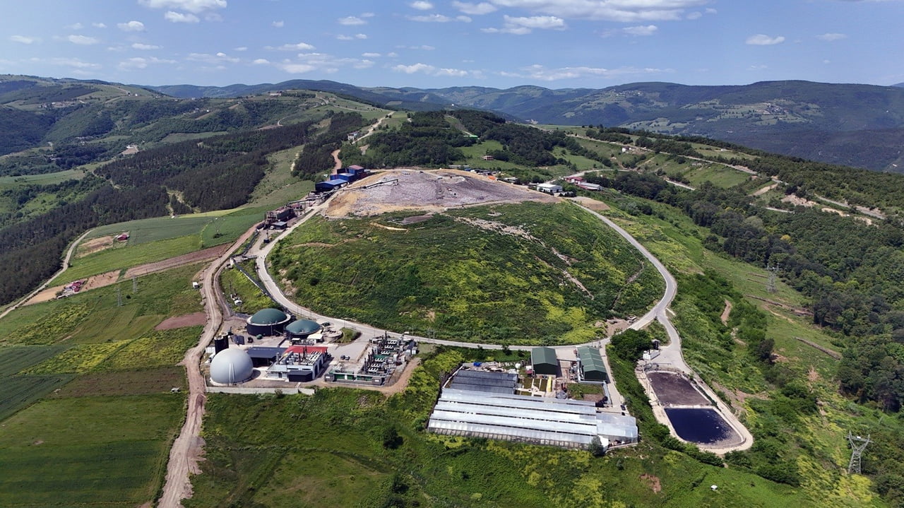 İKLİM DEĞİŞİKLİĞİ İLE MÜCADELEDE ÖNEMLİ BİR ROL ÜSTLENEN VE HAYATA GEÇİRDİĞİ PROJELERLE ÖRNEK OLAN...