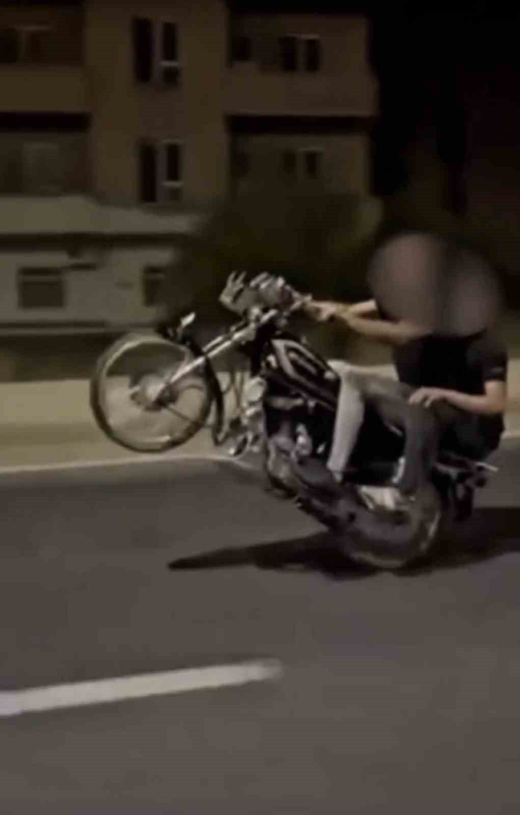 İL EMNİYET MÜDÜRLÜĞÜNÜN SOSYAL MEDYA HESABINDAN YAPILAN AÇIKLAMAYA GÖRE, SÜRÜCÜ S.S. HAKKINDA 2918...