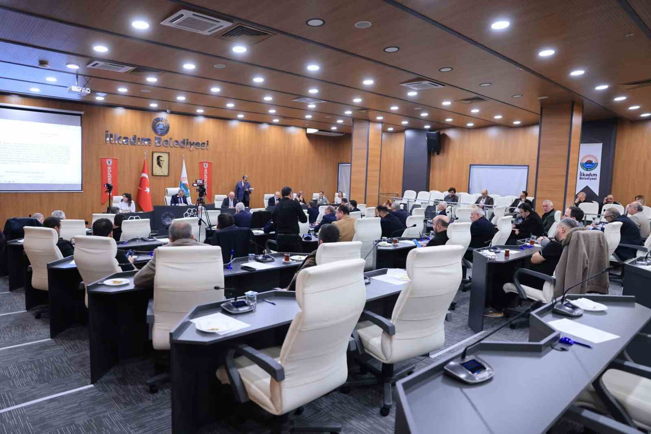 İLKADIM BELEDİYE MECLİSİ OCAK AYI KAPANIŞ TOPLANTISI, İLKADIM BELEDİYE BAŞKANI İHSAN KURNAZ...