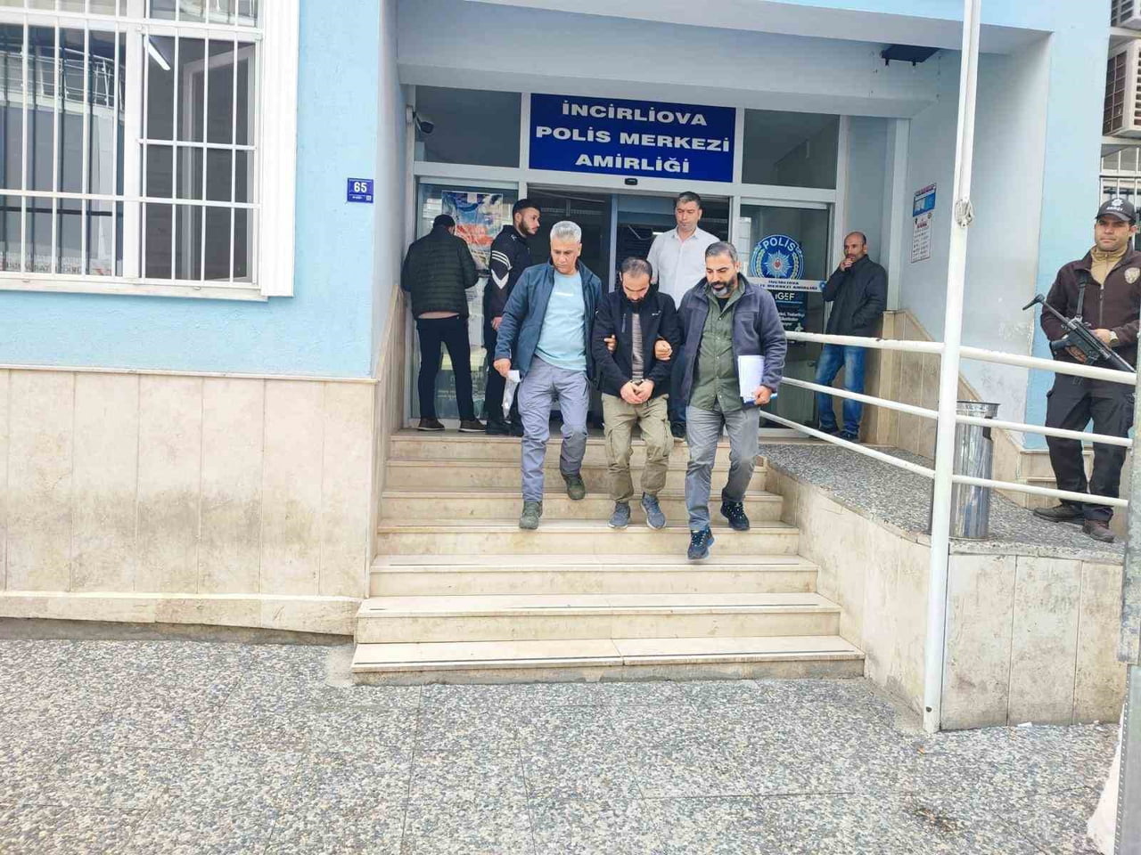 İNCİRLİOVA İLÇE EMNİYET MÜDÜRLÜĞÜ, 2025 YILINDA SUÇLA MÜCADELEDE GÖSTERDİĞİ ÜSTÜN PERFORMANSLA...