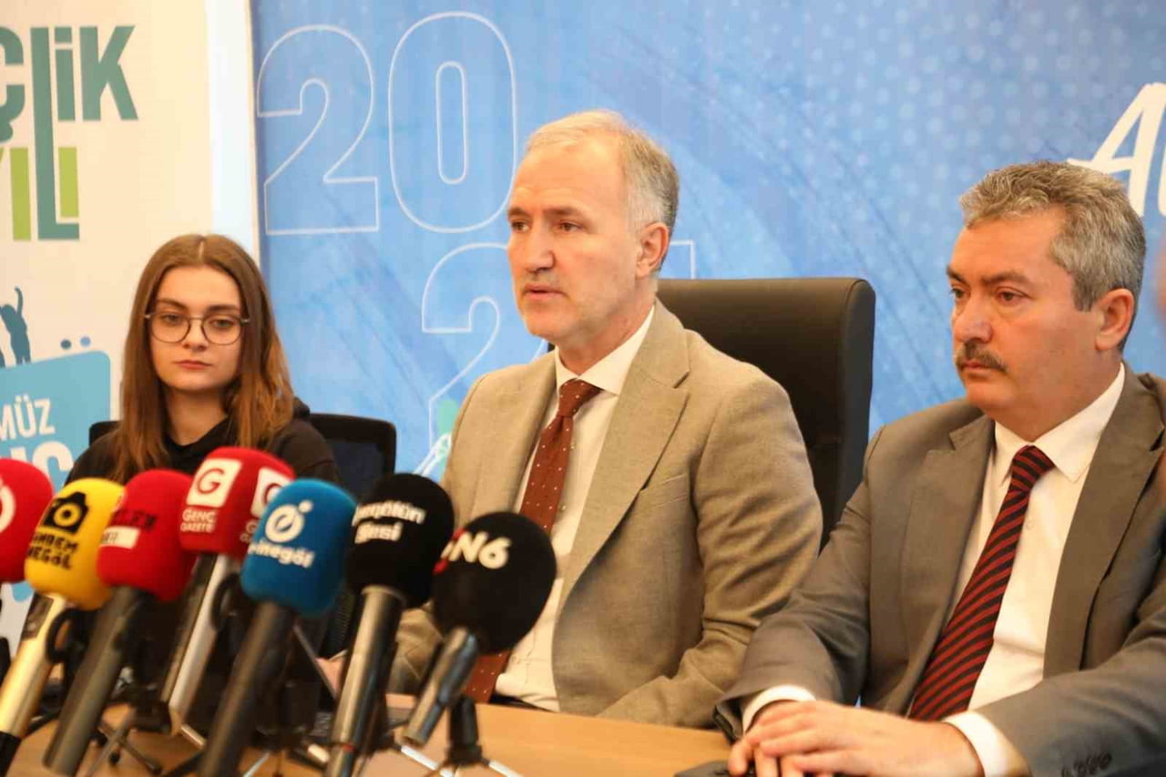 İNEGÖL BELEDİYESİ’NİN İLÇE MİLLİ EĞİTİM MÜDÜRLÜĞÜ İŞ BİRLİĞİNDE BU YIL 9’UNCUSUNU DÜZENLEDİĞİ...