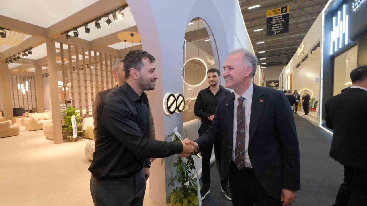 İNEGÖL PROTOKOLÜ SEKTÖRDE KENTİN GURURU OLAN FİRMALARI ZİYARET ETTİ