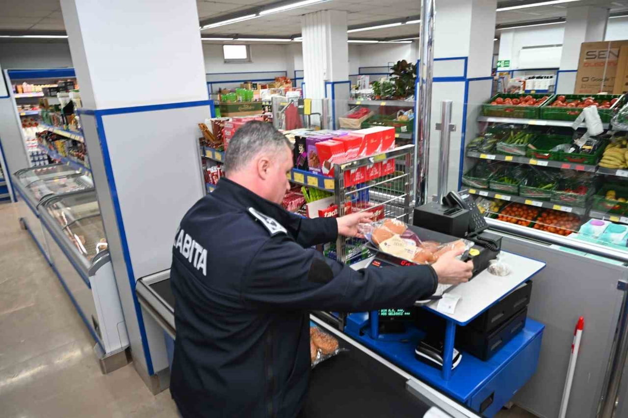 İNÖNÜ BELEDİYESİ ZABITA MÜDÜRLÜĞÜ EKİPLERİ, İLÇE GENELİNDE GERÇEKLEŞTİRDİĞİ DENETİMLER SONUCUNDA...