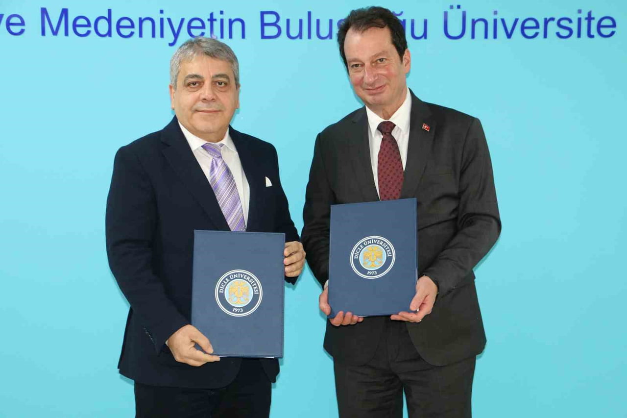 İNOVASYON VE GİRİŞİMCİLİK MERKEZİ KURULMASI PROTOKOLÜ DİSİDER YÖNETİM KURULU BAŞKANI ŞEYHMUS AKBAŞ...