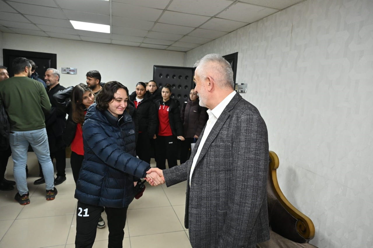 ISPARTA BELEDİYE BAŞKANI ŞÜKRÜ BAŞDEĞİRMEN, ISPARTA AMATÖR SPOR KULÜPLERİ FEDERASYONU İLE AMATÖR...