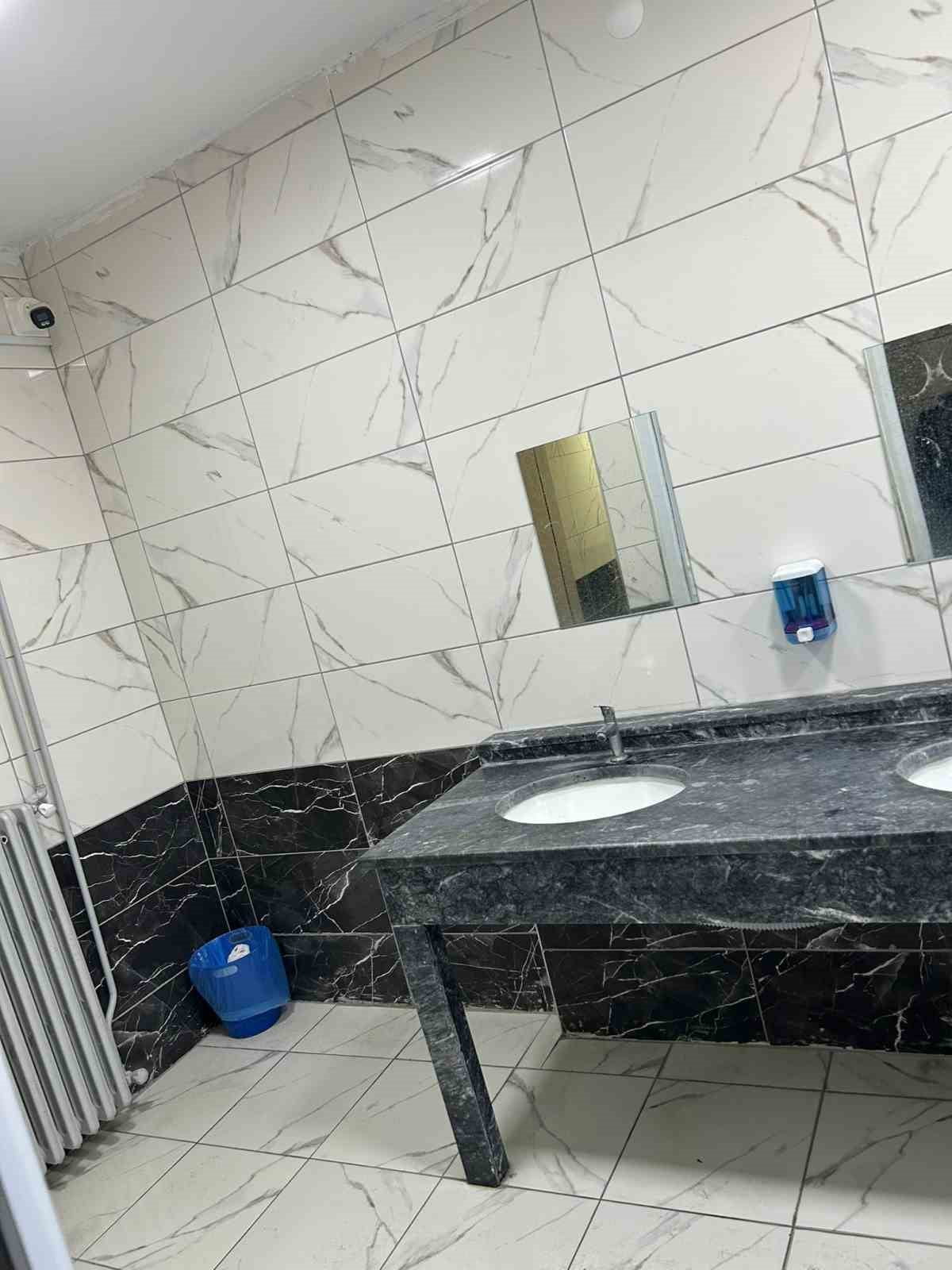 ISPARTA’DA BULUNAN BİR ORTAOKULDA ÖĞRENCİ TUVALETLERİNE GÜVENLİK KAMERASI YERLEŞTİRİLMESİ ÜZERİNE...