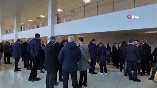 İstanbul Büyükşehir Belediye Başkanlığı görevinden uzaklaştırılarak tutuklanan Ekrem İmamoğlu'nun...