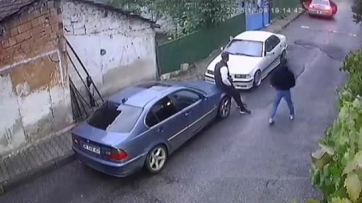 İstanbul’da aranan 2 kişi yakalandı