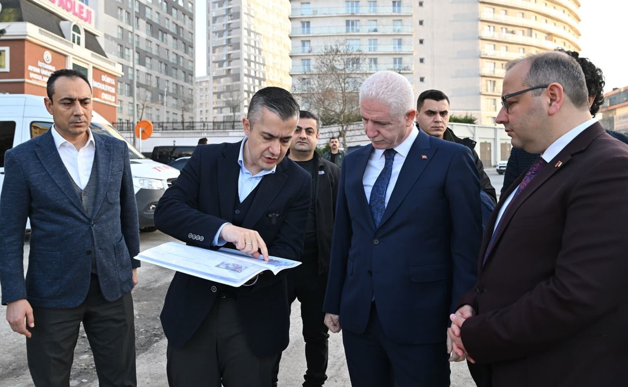 İSTANBUL VALİSİ DAVUT GÜL PROJEYE İLİŞKİN YETKİLİLERDEN BİLGİ ALDI.