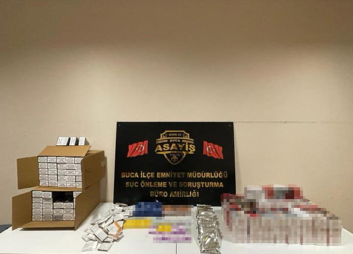 İZMİR’İN BUCA İLÇESİNDE POLİS EKİPLERİ TARAFINDAN DÜZENLENEN İKİ AYRI OPERASYONDA ÇOK SAYIDA...