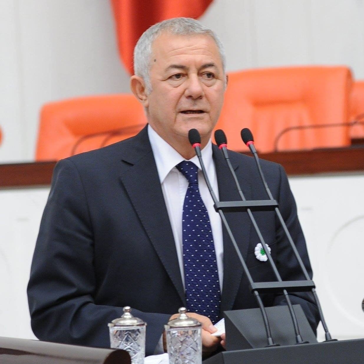 İZMİR SANAYİCİ VE İŞ İNSANLARI DERNEĞİ (İZSİAD) YÜKSEK DANIŞMA KURULU YÖNETİM KURULU BAŞKAN...