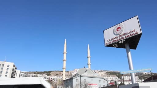 Kahramanmaraş Doğukent’te yerinde dönüşümle yüzlerce konut inşa ediliyor