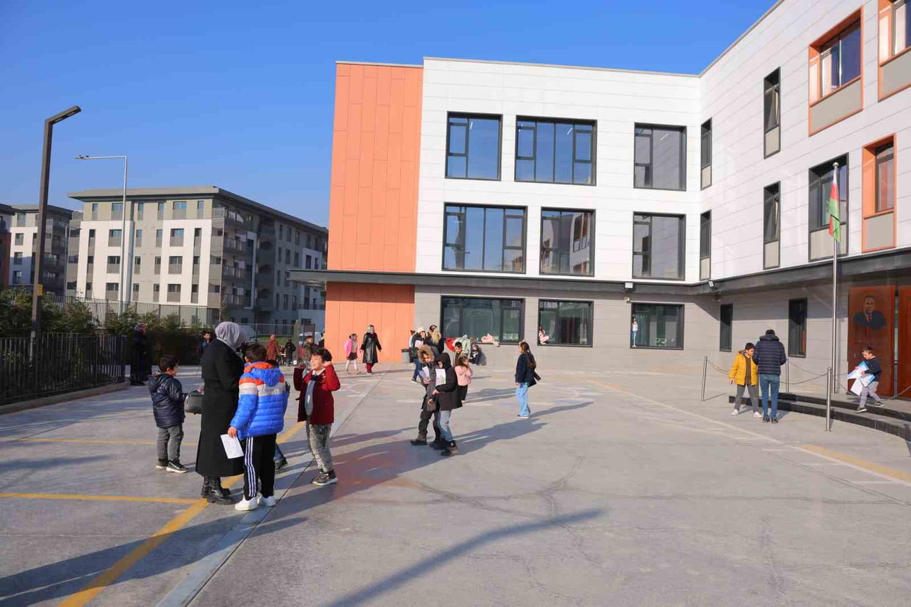 KAHRAMANMARAŞ MERKEZLİ MEYDANA GELEN 6 ŞUBAT DEPREMLERİ SONRASI AZERBAYCAN DEVLETİ TARAFINDAN...