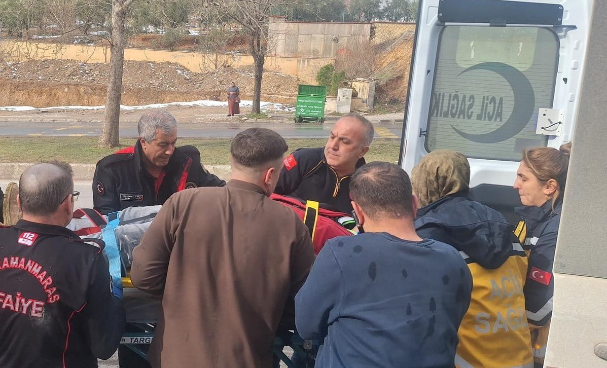 KAHRAMANMARAŞ’TA BİNANIN ASANSÖR BOŞLUĞUNA DÜŞEN VATANDAŞ YARALANDI.