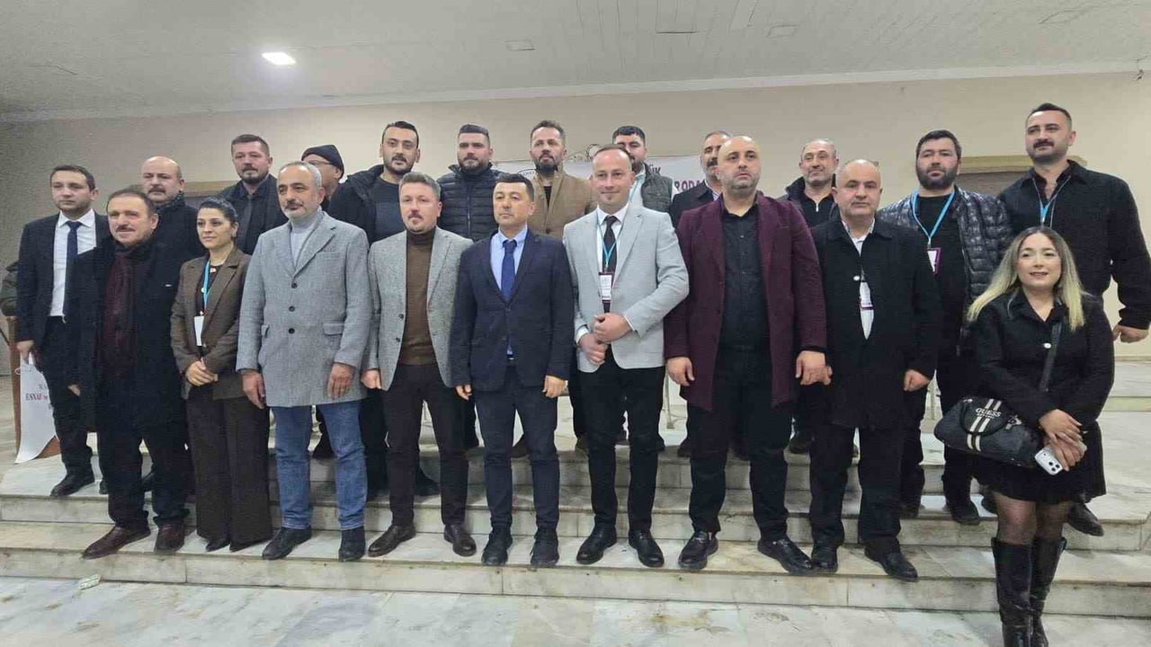 KARABÜK ESNAF VE SANATKÂRLAR ODASI’NIN OLAĞAN GENEL KURULUNDA MEVCUT BAŞKAN YILDIRAY YILDIRIM...