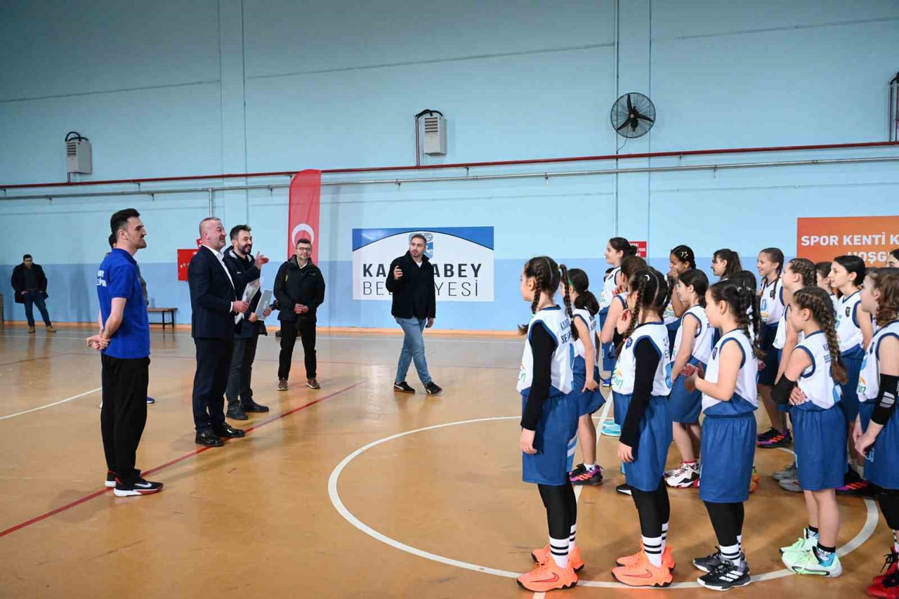 KARACABEY BELEDİYESİ, AMATÖR SPORA VERDİĞİ GÜÇLÜ DESTEKLE YENİ SEZONA İDDİALI BİR GİRİŞ...