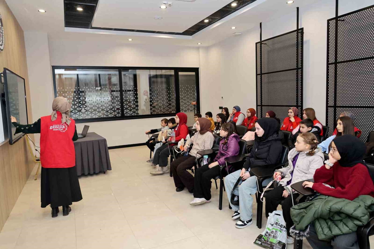 KARATAY İLÇE BELEDİYESİ GENÇLİK MECLİSİ TARAFINDAN YARIYIL TATİLİNE ÖZEL HAZIRLANAN ETKİNLİKLERLE...