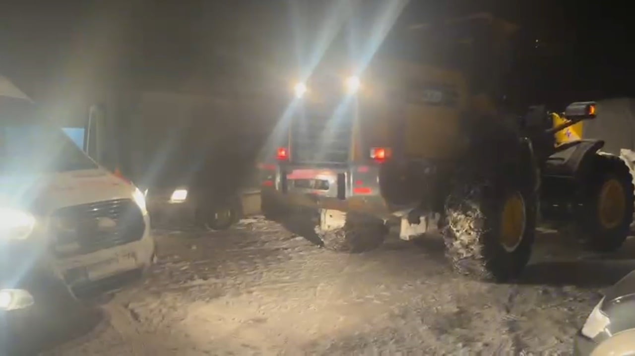 KARS'TA 1 YAŞINDAKİ BEBEK İÇİN EKİPLER SEFERBER OLDU(IŞIK ÇAPANOĞLU/KARS-İHA)