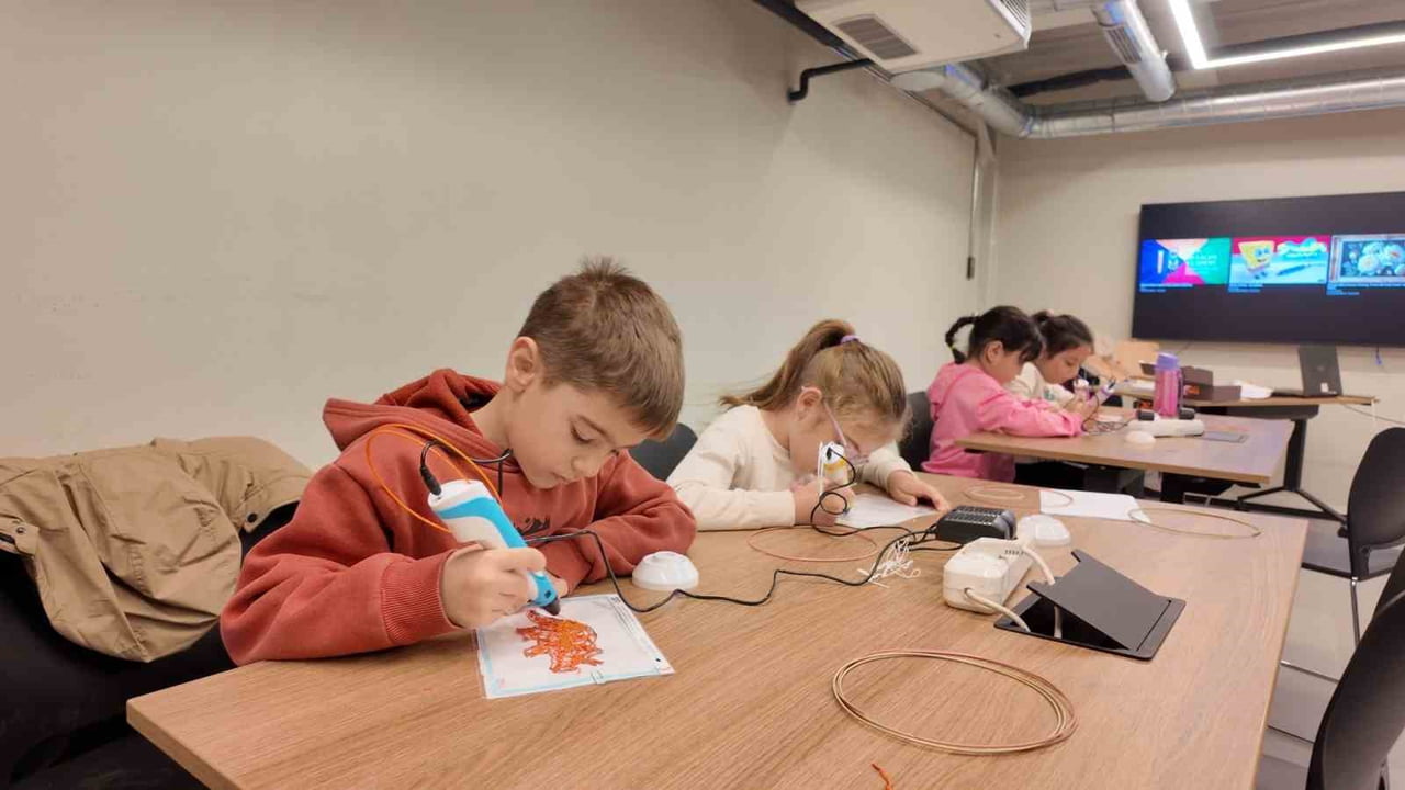 KARTAL BELEDİYESİ TARAFINDAN ÇOCUK VE GENÇLERİN BİLİM, MÜHENDİSLİK VE TEKNOLOJİ ALANLARINDA...