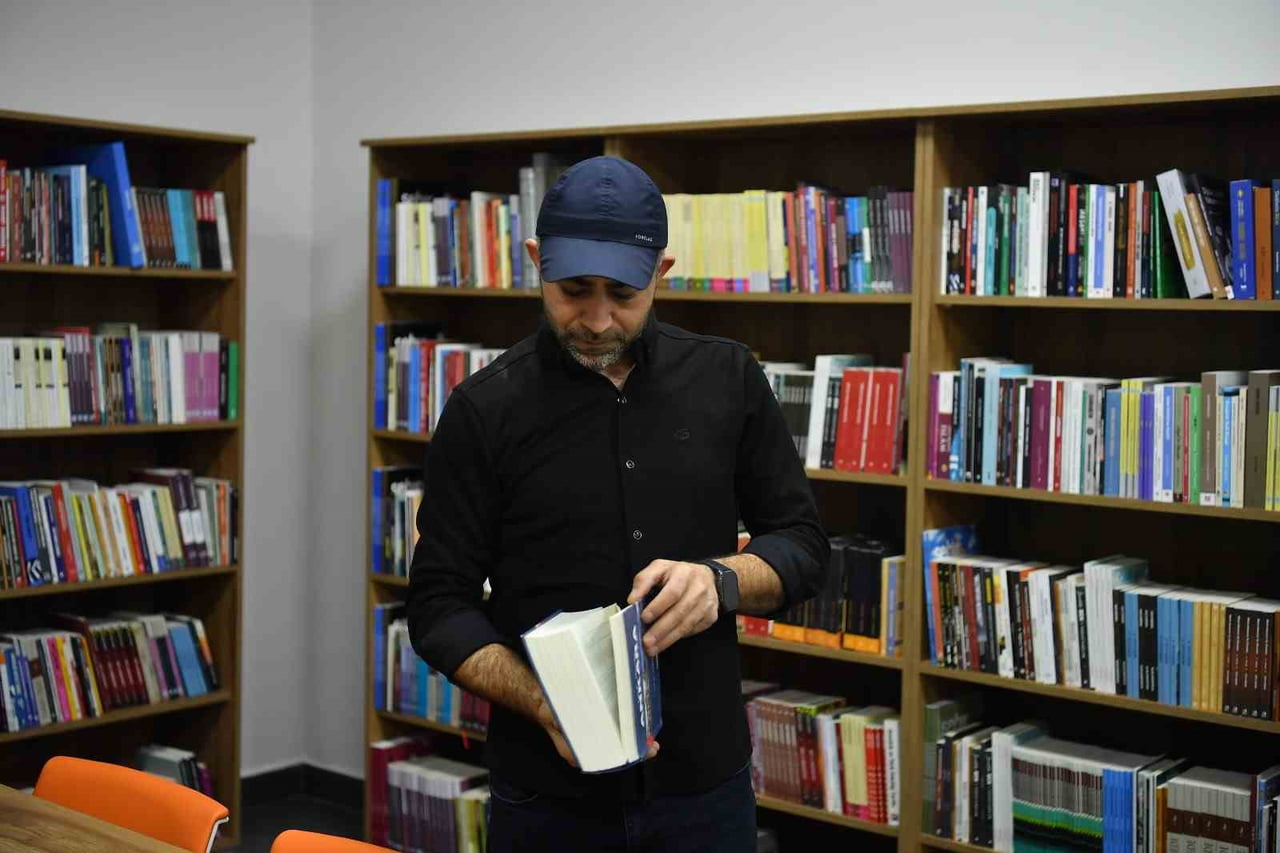 KAYSERİ BÜYÜKŞEHİR BELEDİYE BAŞKANI DR. MEMDUH BÜYÜKKILIÇ; ERCİYES ÜNİVERSİTESİ DİŞ HEKİMLİĞİ...