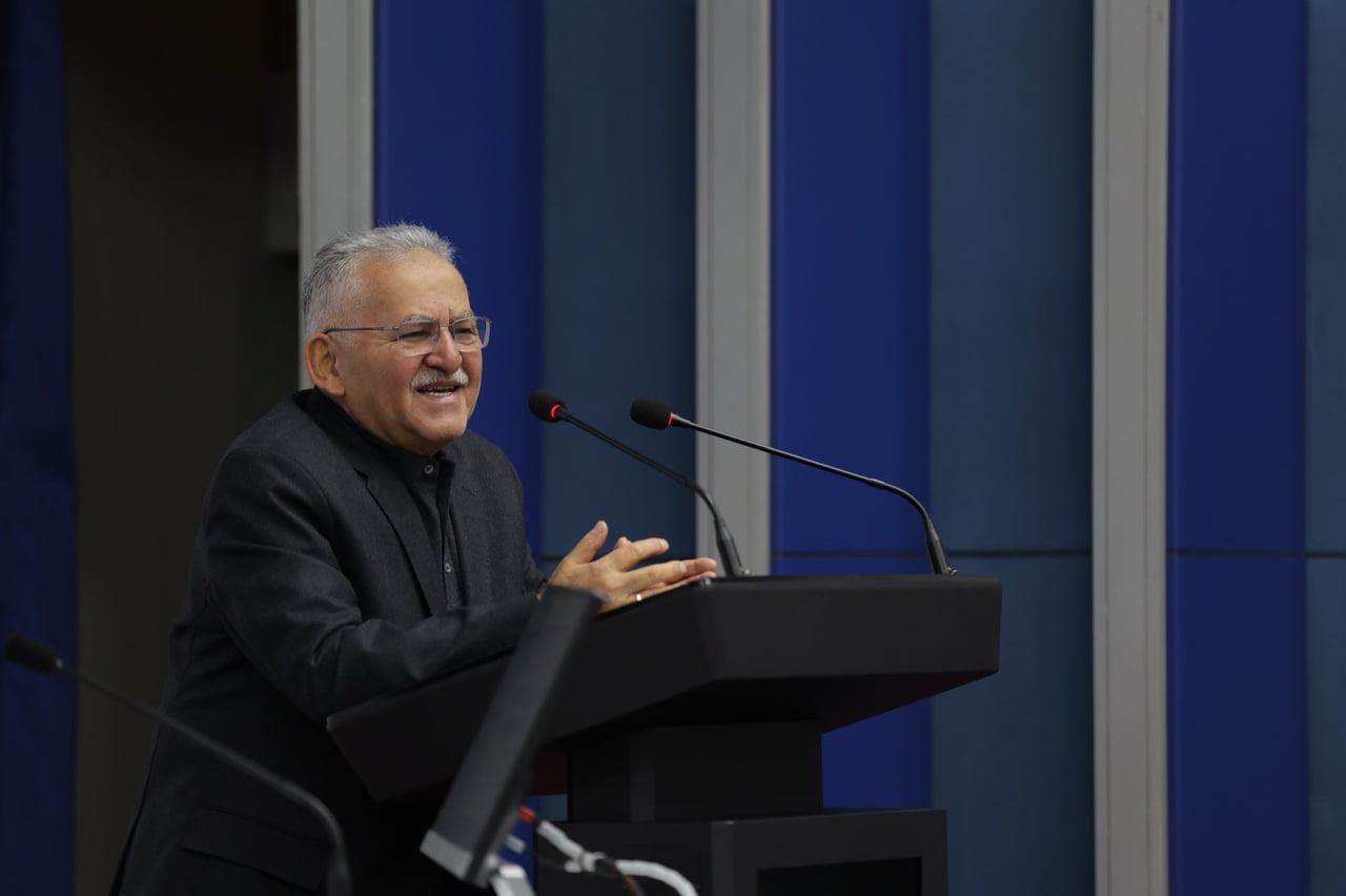 KAYSERİ BÜYÜKŞEHİR BELEDİYE BAŞKANI DR. MEMDUH BÜYÜKKILIÇ; KAYSERİ KENT KONSEYİ OLAĞAN GENEL...