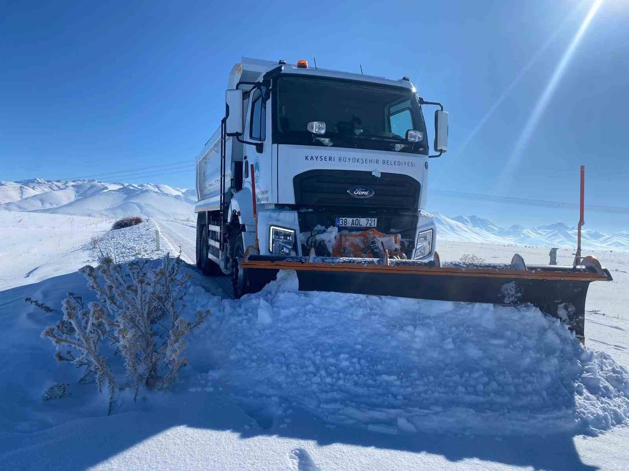 KAYSERİ BÜYÜKŞEHİR BELEDİYESİ, HAFTA BOYUNCA ETKİSİNİ ARTIRAN KAR YAĞIŞI VE TİPİ NEDENİYLE...