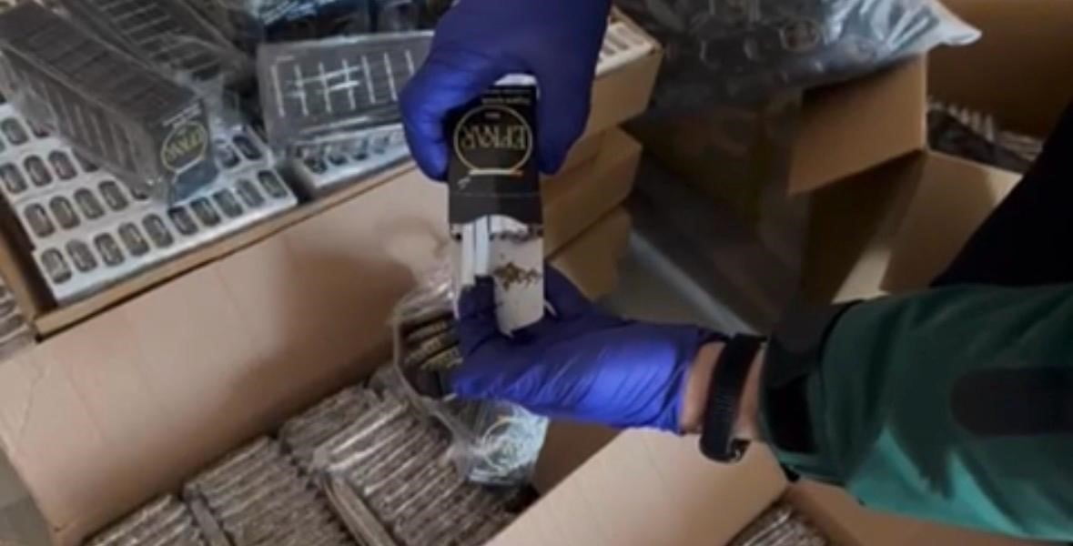 KAYSERİ’DE POLİS EKİPLERİ TARAFINDAN YAPILAN ÇALIŞMALARDA, PİYASAYA KAÇAN SİGARA SÜREN 1 ŞAHIS...