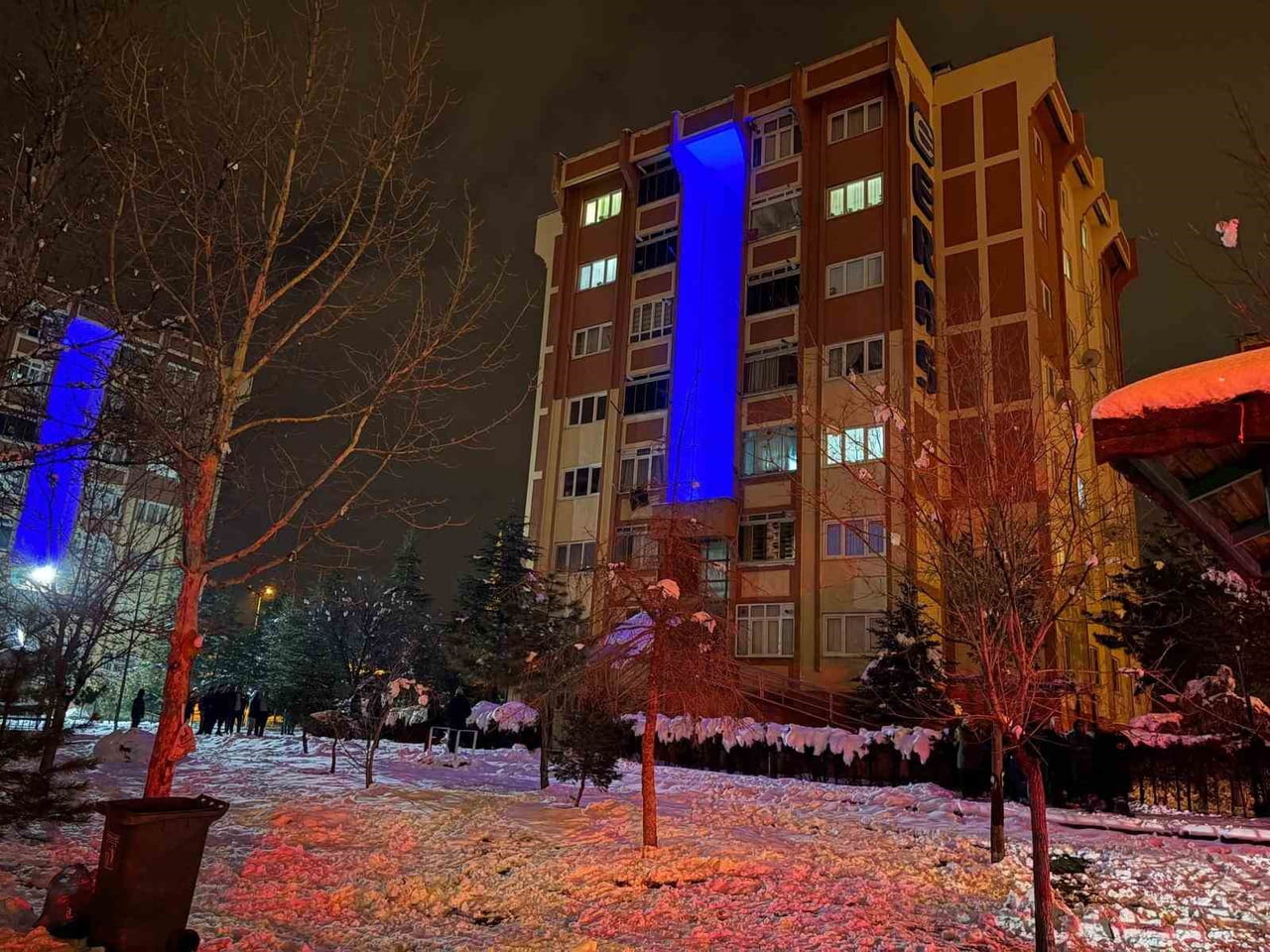 KAYSERİ’NİN MELİKGAZİ İLÇESİNDE İDDİAYA GÖRE KARNESİNDE 3 ZAYIFI OLDUĞU İÇİN AĞABEYİ İLE TARTIŞAN...