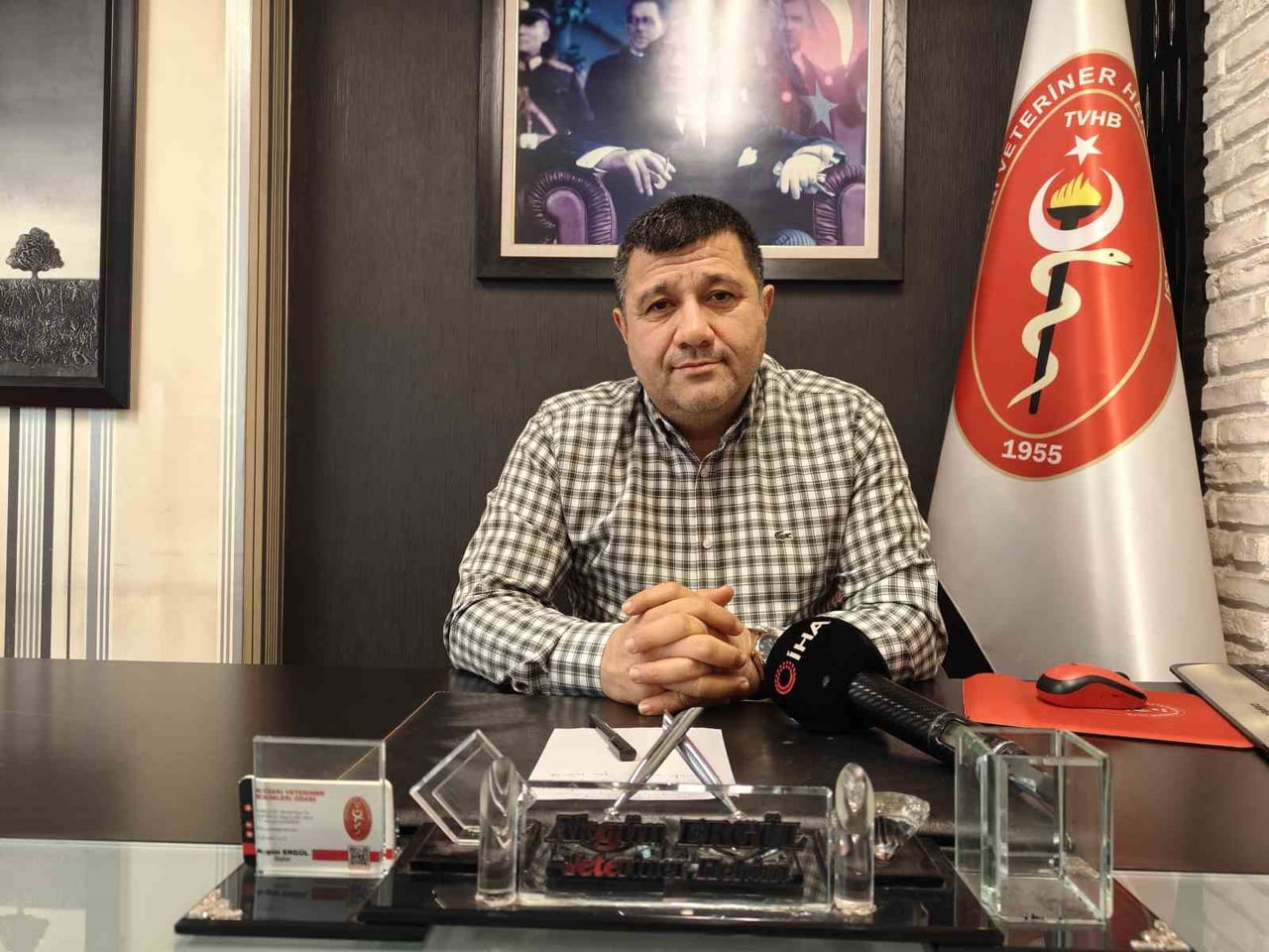 KAYSERİ VETERİNER HEKİMLER ODASI BAŞKANI AKGÜN ERGÜL, EVCİL HAYVANLARIN KIŞIN TÜY DÖKMESİNİN...