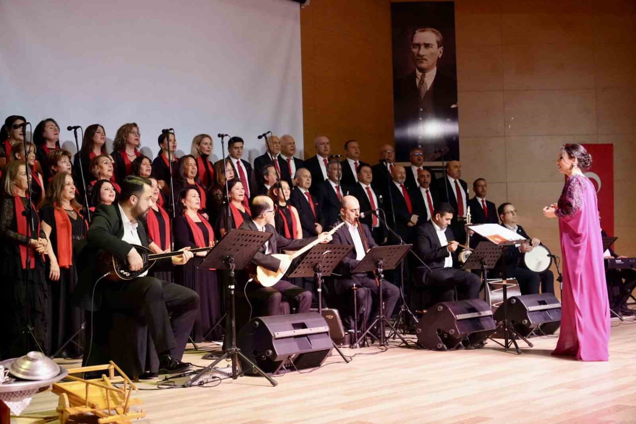 KEÇİÖREN BELEDİYESİ KONSERVATUVARI TÜRK HALK MÜZİĞİ KOROSU TARAFINDAN ‘GÖNÜLDEN TELE’ KONSERİ...