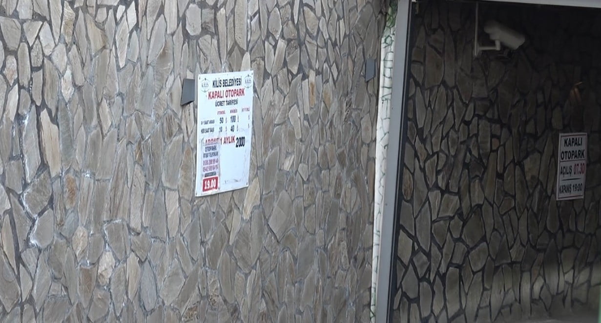 KİLİS BELEDİYESİNE AİT KAPALI OTOPARKTA ÜCRETLERE YÜZDE 100 ORANINDA ZAM YAPILDI. YAPILAN...