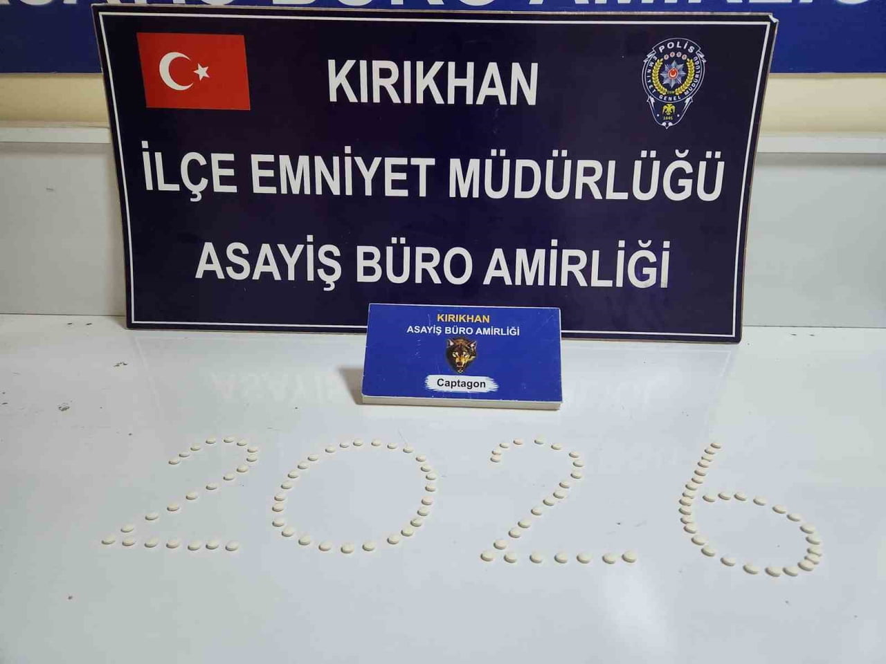 KIRIKHAN’DA UYUŞTURUCU HAP İLE YAKALANAN ŞAHIS TUTUKLANDI