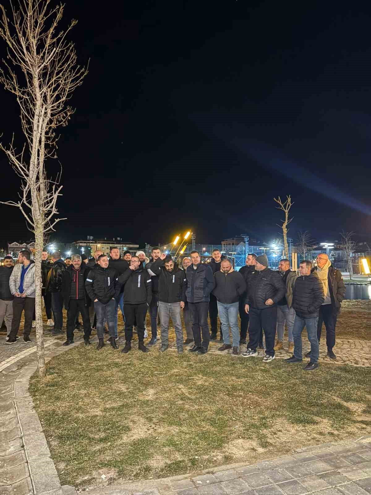 KIRKLARELİ'NİN PINARHİSAR İLÇESİNDE HİZMETE AÇILAN TIR PARKI, TIR ŞOFÖRLERİNİN TEPKİSİNE SEBEP...