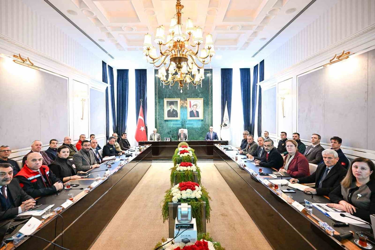 KIRKLARELİ İL AFET VE ACİL DURUM KOORDİNASYON KURULU TOPLANTISI YAPILDI.