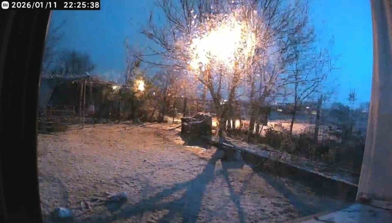 KIRŞEHİR'İN KAMAN İLÇESİNDE KAR YAĞIŞI ÖNCESİ GÖKYÜZÜ BİR ANDA AYDINLANDI YAŞANAN AYDINLIK...