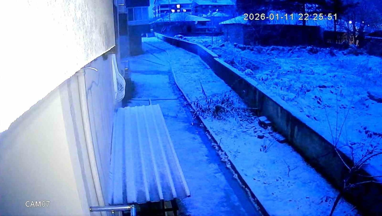 KIRŞEHİR'İN KAMAN İLÇESİNDE KAR YAĞIŞI ÖNCESİ GÖKYÜZÜ BİR ANDA AYDINLANDI YAŞANAN AYDINLIK...