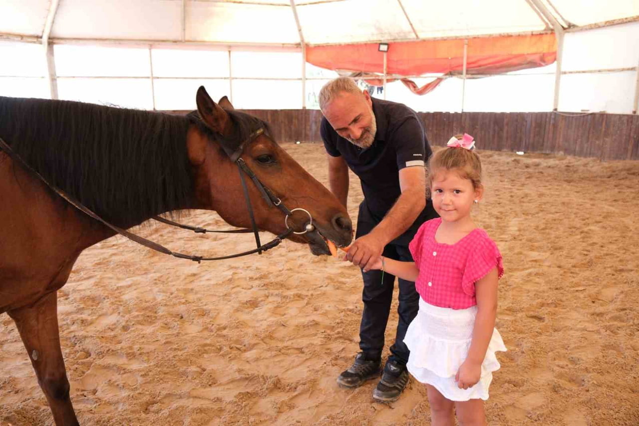 KOCAELİ BÜYÜKŞEHİR BELEDİYESİ, 4-6 YAŞ ARASI ÇOCUKLARA YÖNELİK ÜCRETSİZ AT BİNİŞ EĞİTİMLERİ...