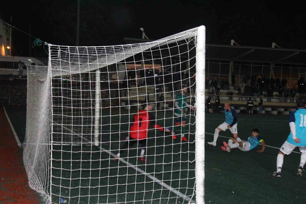 KOCAELİ’DE OYNANAN 1. AMATÖR KÜME PLAY-OFF LİGİ A GRUBU’NUN SON MAÇLARINDA AKIL ALMAZ OLAYLAR...