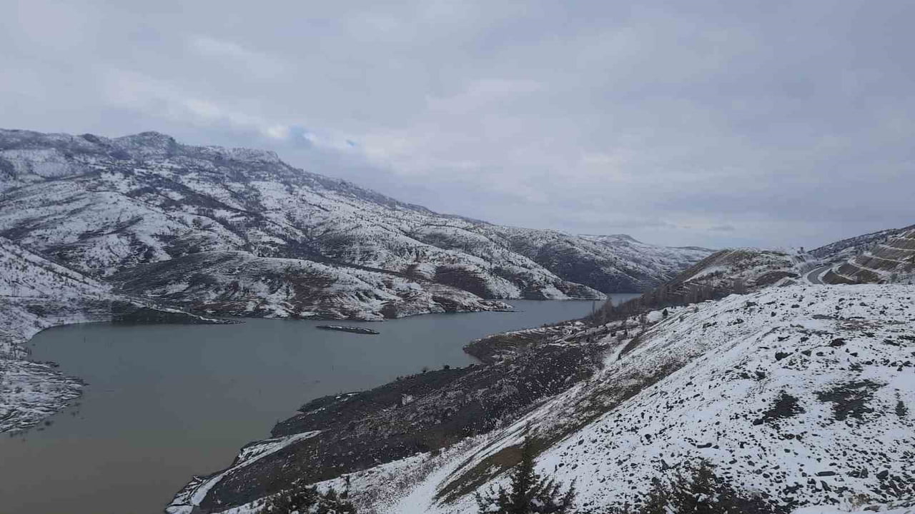 KONYA’NIN BOZKIR İLÇESİNDE ETKİLİ OLAN KAR YAĞIŞIYLA BOZKIR BARAJI’NDA SU SEVİYESİNDE ÖNEMLİ BİR...
