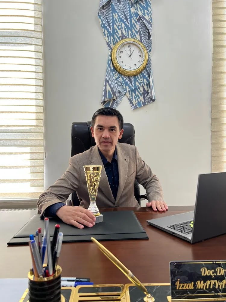 KORO ŞEFİ DOÇ. DR. İZZAT MATYAKUBOV