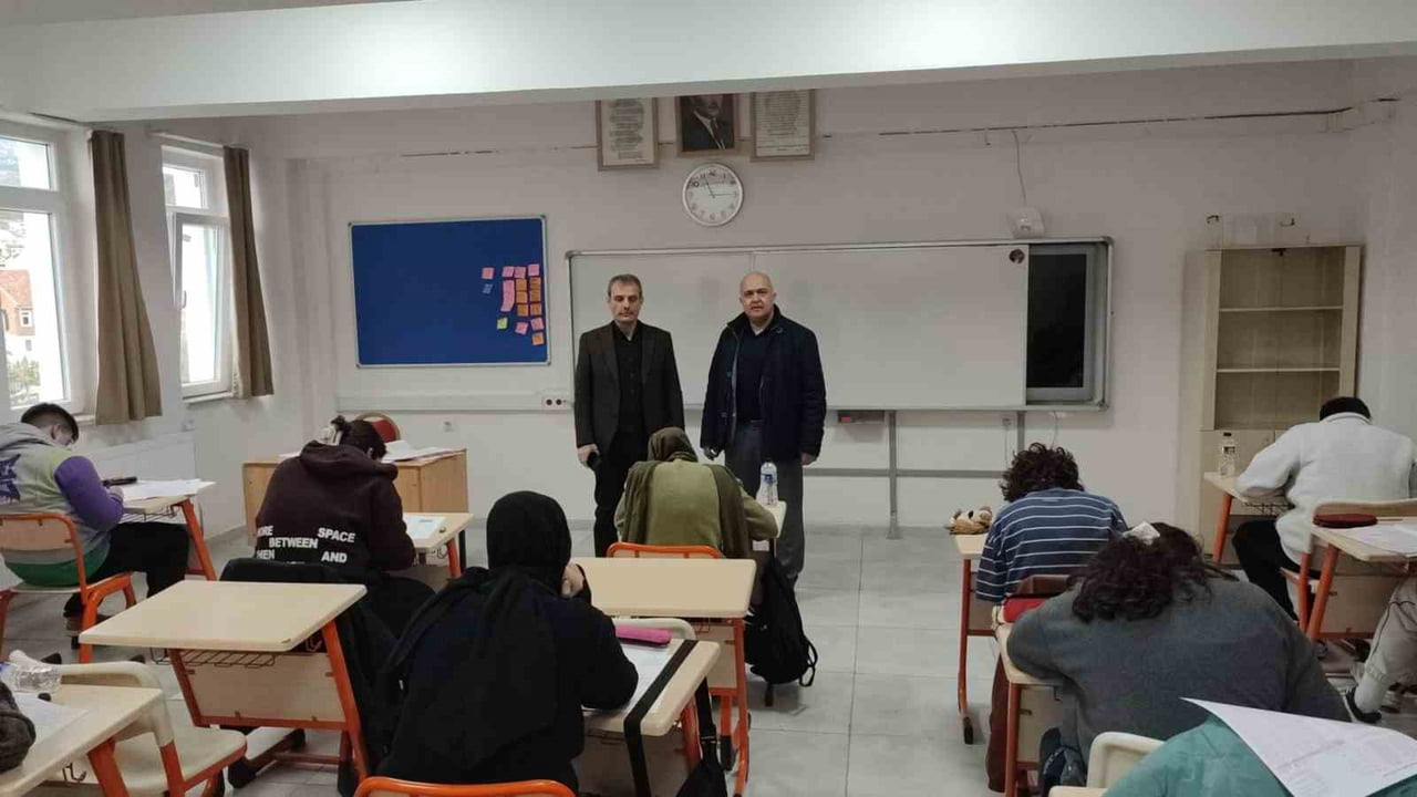 KÜTAHYA’DA HEDEF ODAKLI YKS VE MSÜ KAMPI